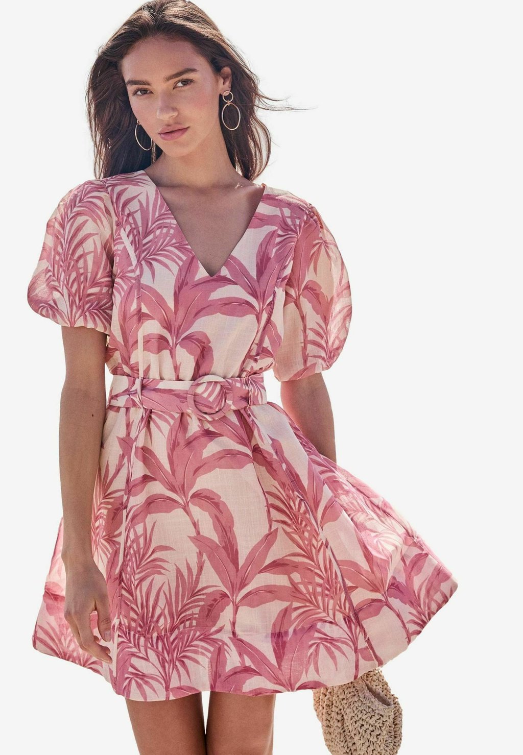 

Повседневное платье REGULAR FIT - PUFF SLEEVE BELTED Lipsy, розовый