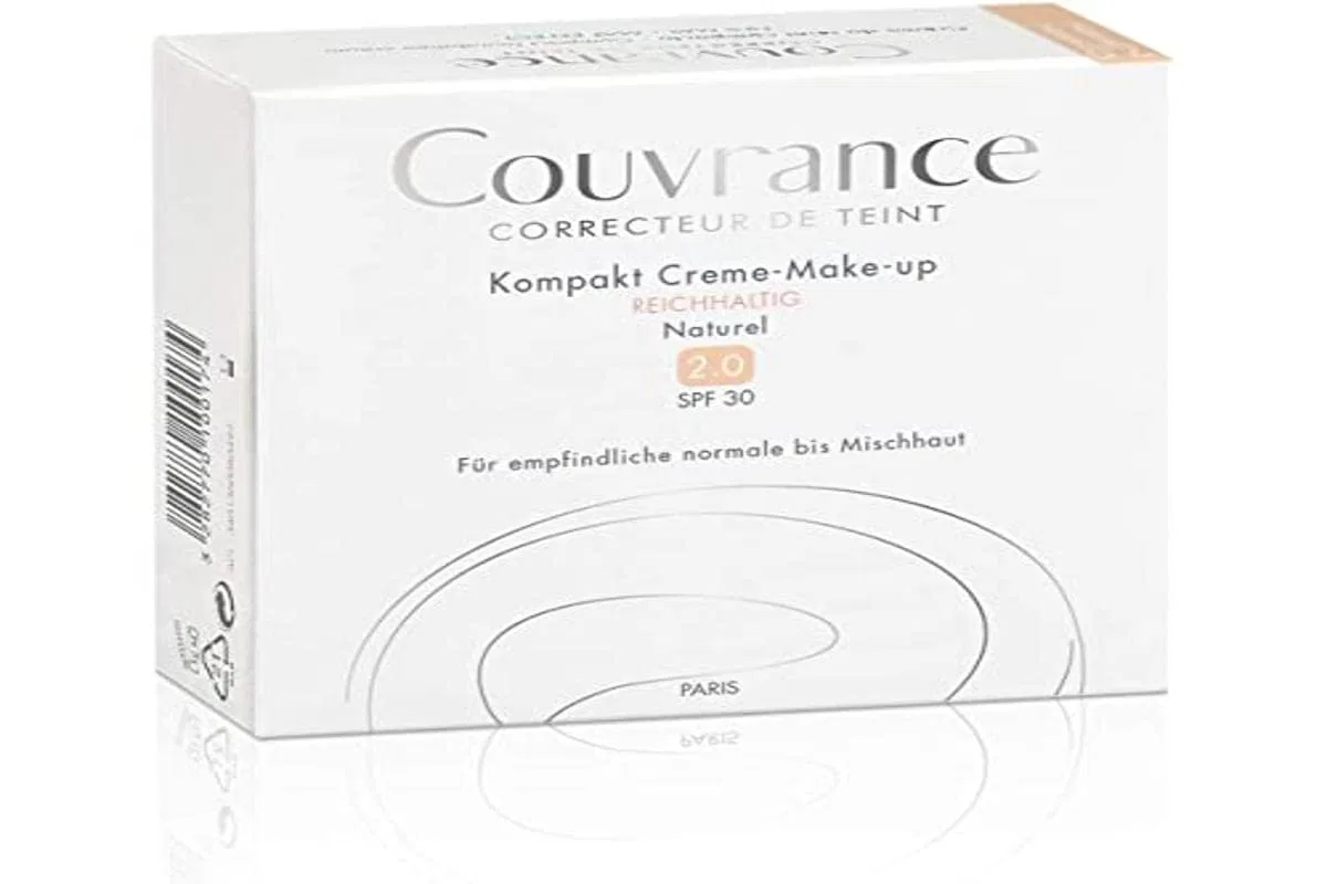 Тональный крем-кушон «Couvrance Compact Foundation» от Avène Avene, Natural.