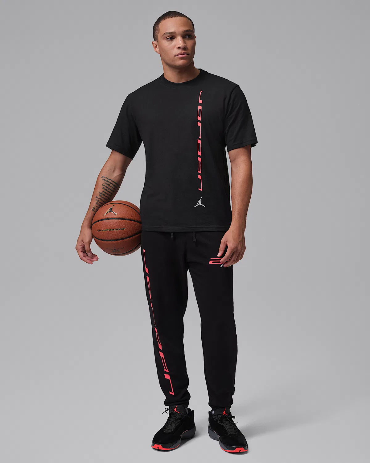 Мужская футболка Dri-FIT Jordan Sport, Black/Infrared 23/White — фото 4