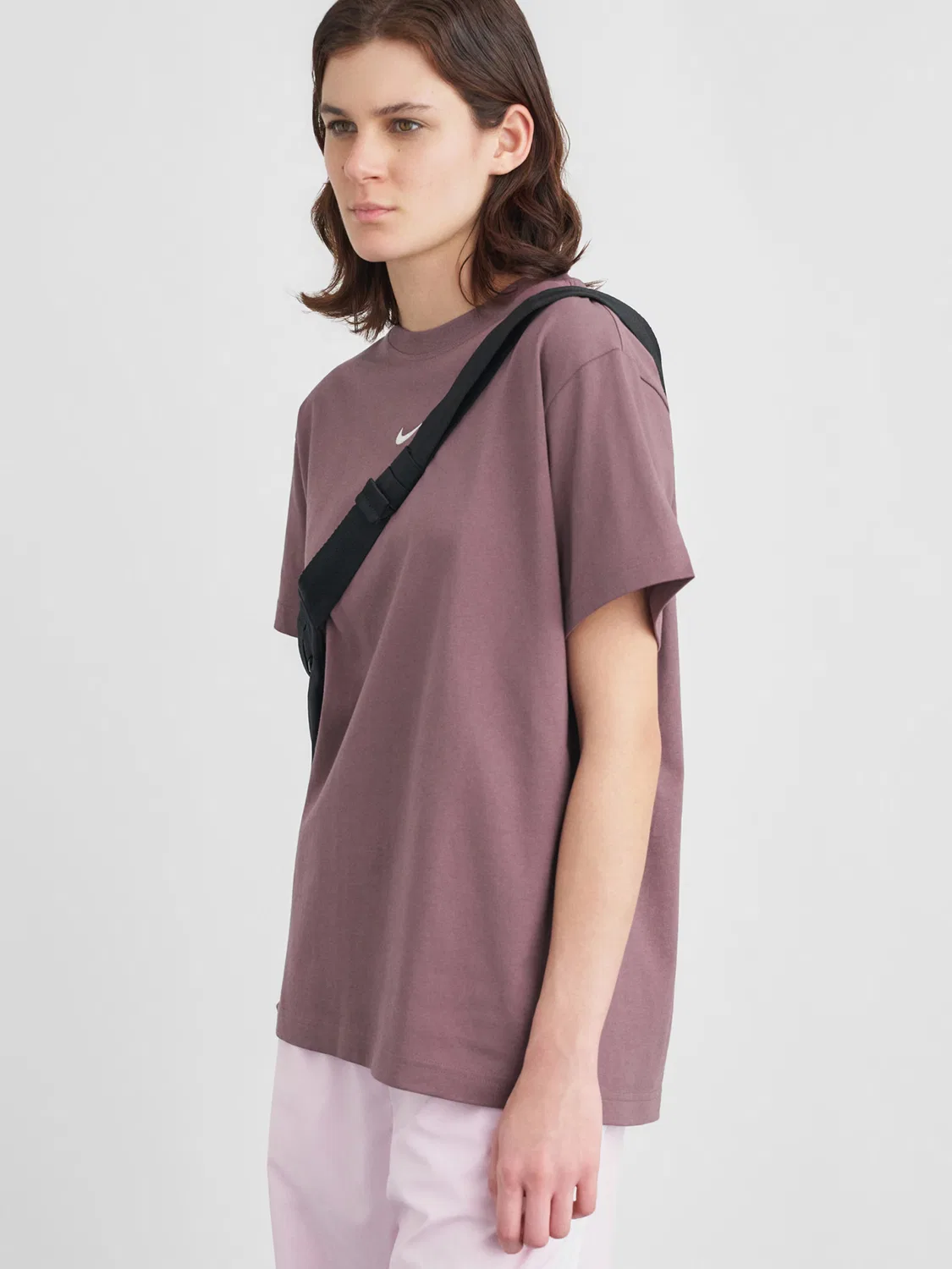 Футболка 'CLASSIC' Nike Sportswear, Mauve — фото 3