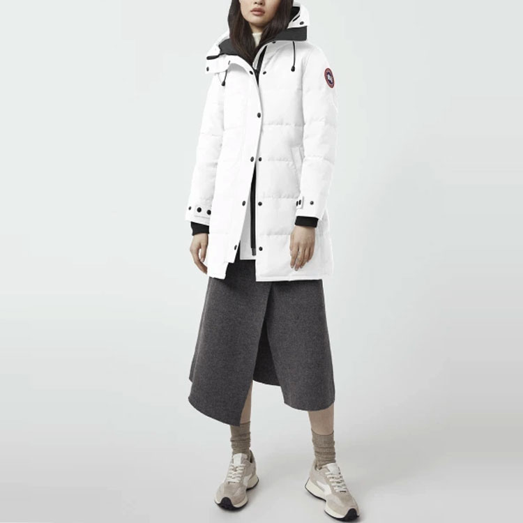 Пуховик зимний женский Shelburne Series бежевый Canada Goose, белый — фото 4
