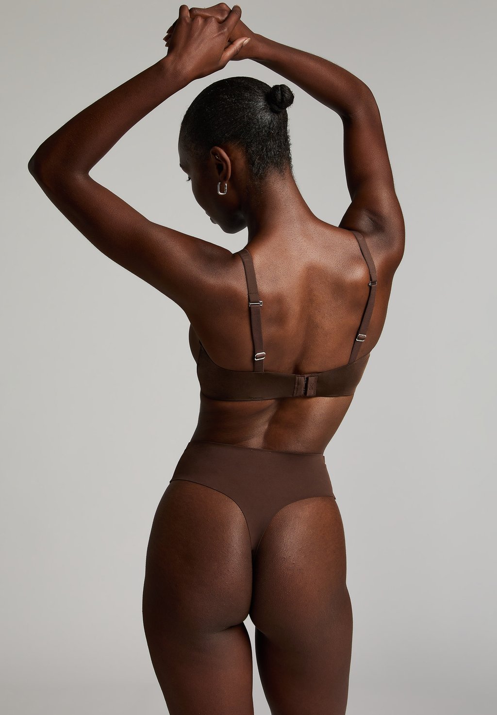 

Треугольный бюстгальтер SMOOTH NON-PADDED Hunkemöller, коричневый