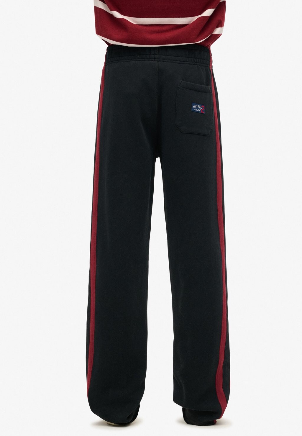 

Спортивные брюки ESSENTIAL LOGO STRAIGHT JOGGERS Superdry, черный