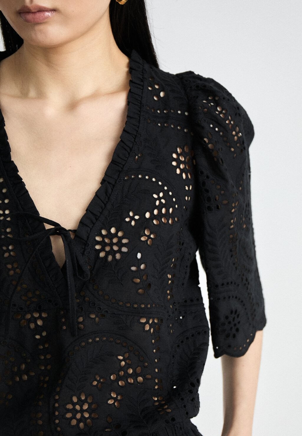 

Блуза BLOUSE Cras, черный