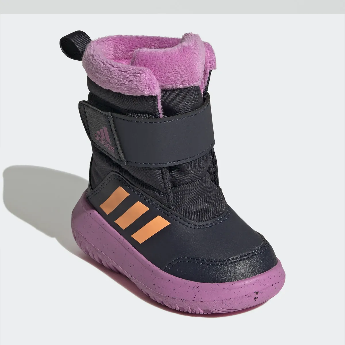 

Кроссовки Adidas Sportswear "WINTERPLAY BOOTS", с застежкой-липучкой, цвет Legend Ink / Beam Orange / Pulse Lilac