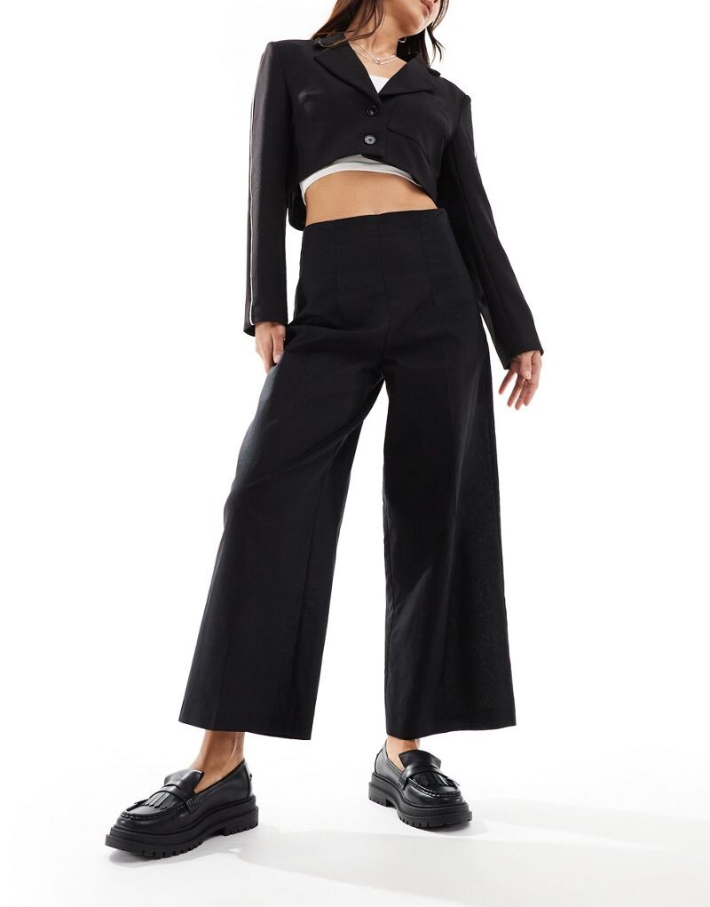 

Черные льняные брюки-кюлоты ASOS DESIGN