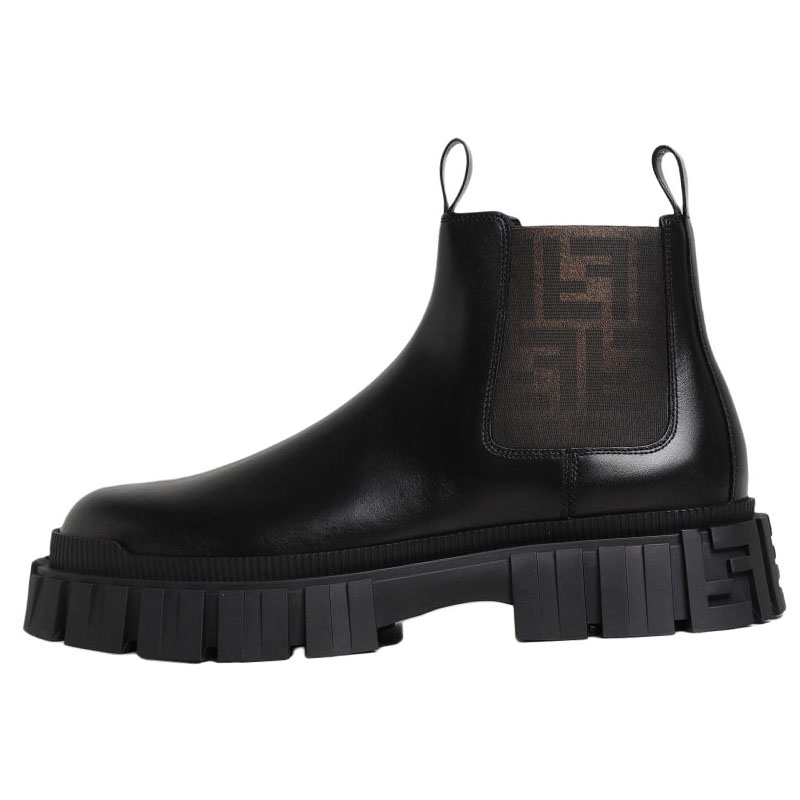 

Ботильоны с круглым носком и детальным логотипом FENDI, Original Shoe Box Included