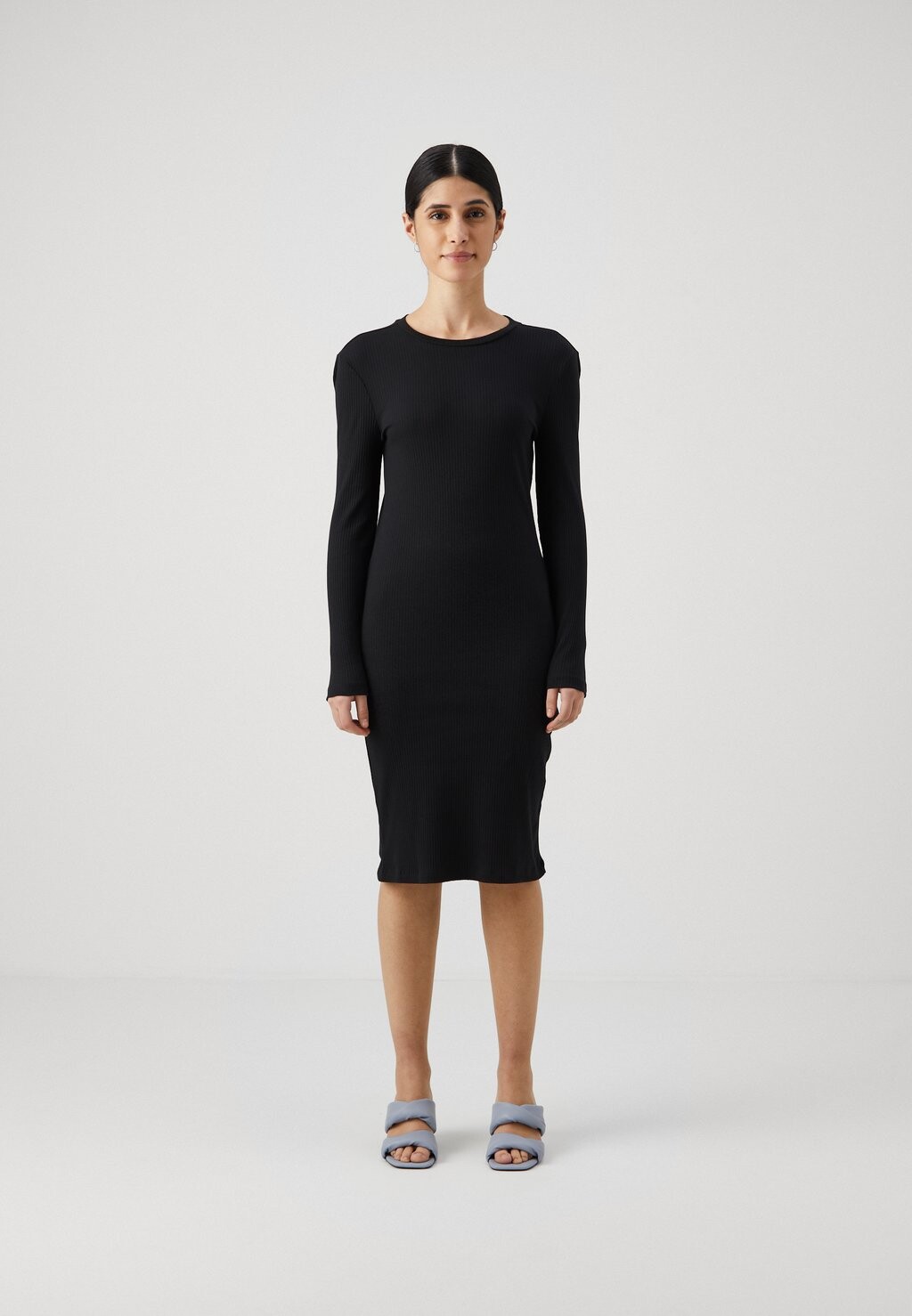 

Платье из джерси VMLAVENDER O NECK DRESS Vero Moda Petite, цвет black