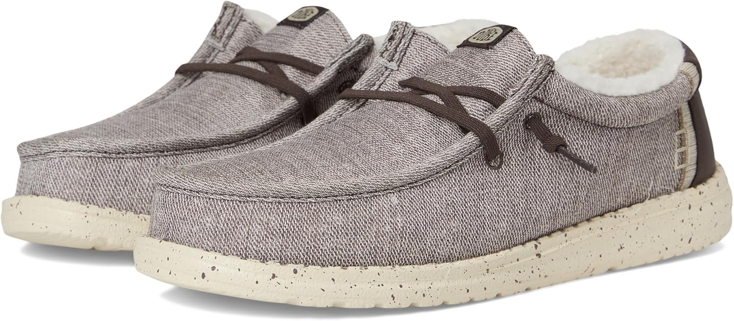 

Кроссовки HEYDUDE Mens Wally Heathered Cozy (Little Kid/Big Kid), коричневый