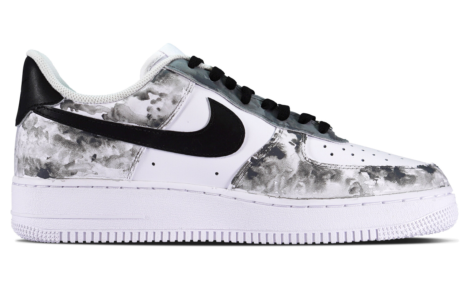 

Женские кроссовки для скейтбординга Nike Air Force 1, Black