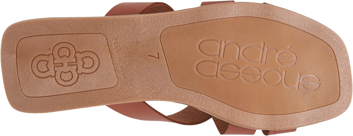 Сандалии Andre Assous Koral Featherweight Flat Sandal, цвет Cuero — фото 3
