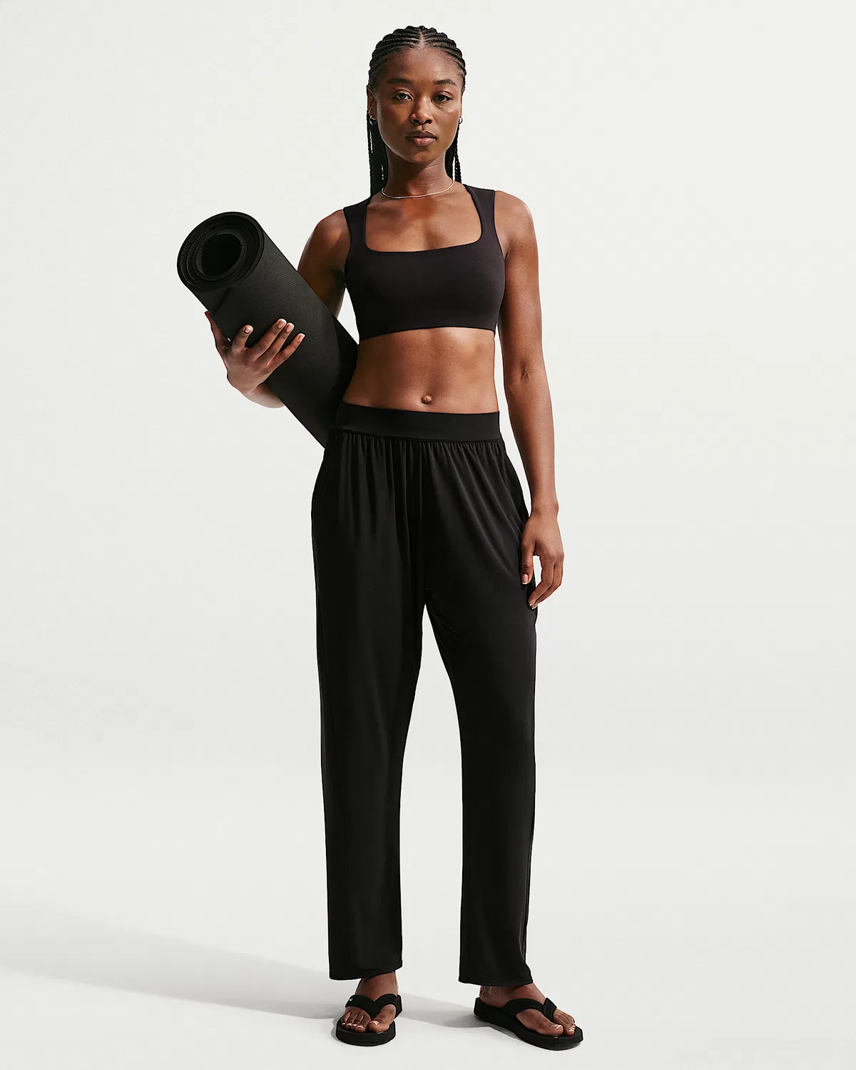 Женские свободные брюки со средней посадкой Nike Zenvy, Black/Cool Grey