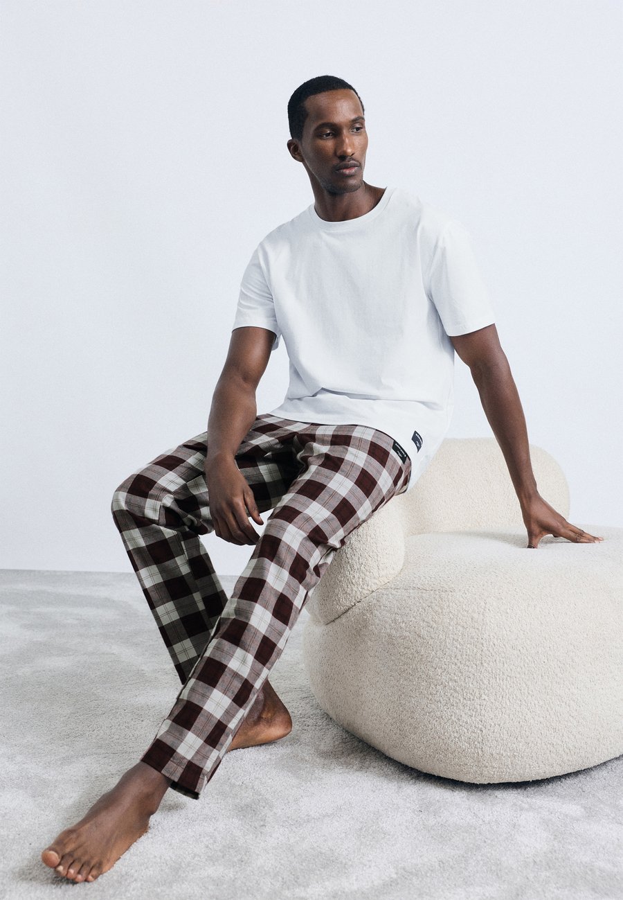 

Пижамный комплект Björn Borg CORE LOUNGEWEAR GIFTBOX, Red/White/Red