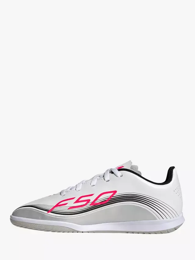 Детские футбольные бутсы F50 Club Лионеля Месси, белые adidas — фото 3