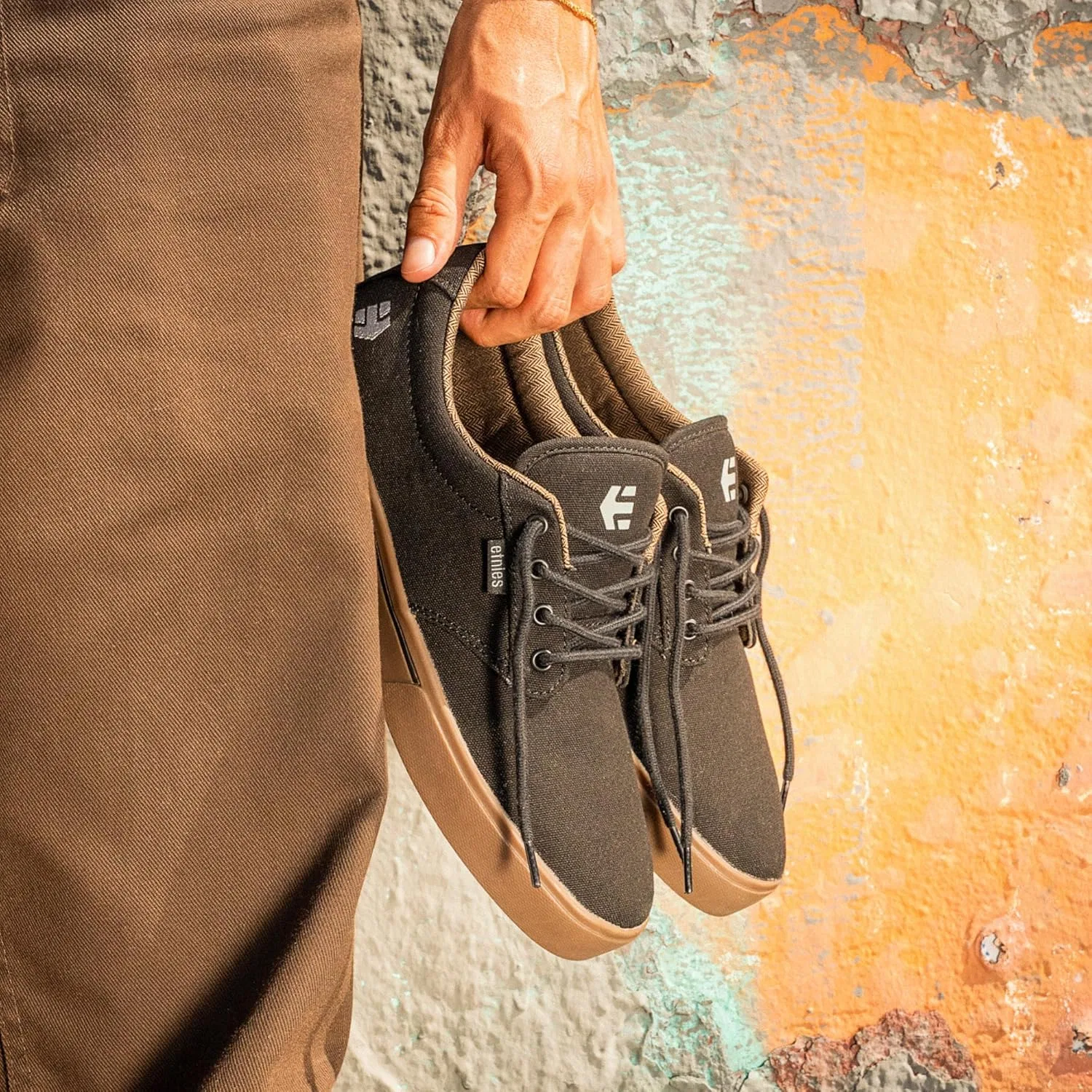 Кроссовки для скейтбординга Etnies Jameson 2 Eco, черный/серебристый/серый — фото 3