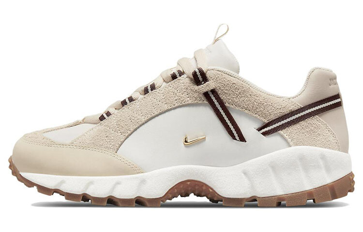 

Женские кроссовки Nike Jacquemus X Nike Collection Lifestyle
