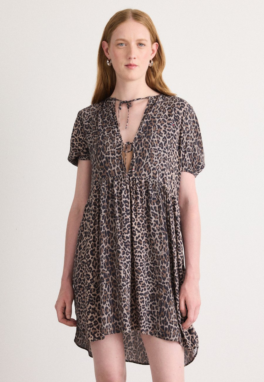 

Платье Tommy Jeans DETAIL MINI DRESS, Brown