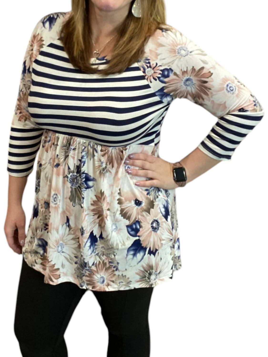 

Футболка Spring Babydoll в белом цвете honeyme