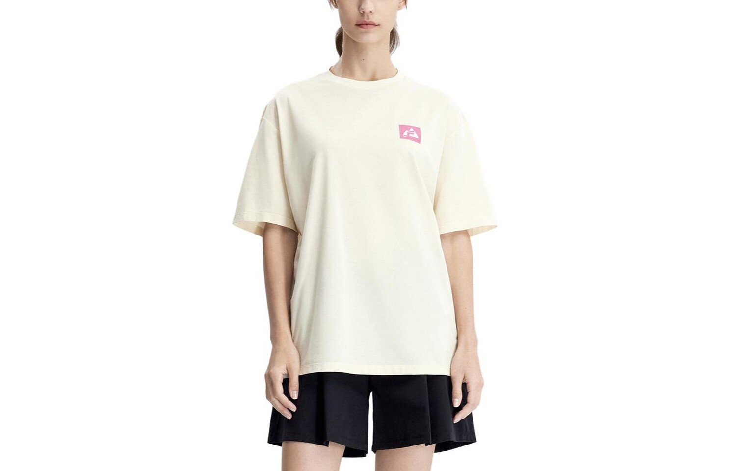 

Футболка женская белая Fila