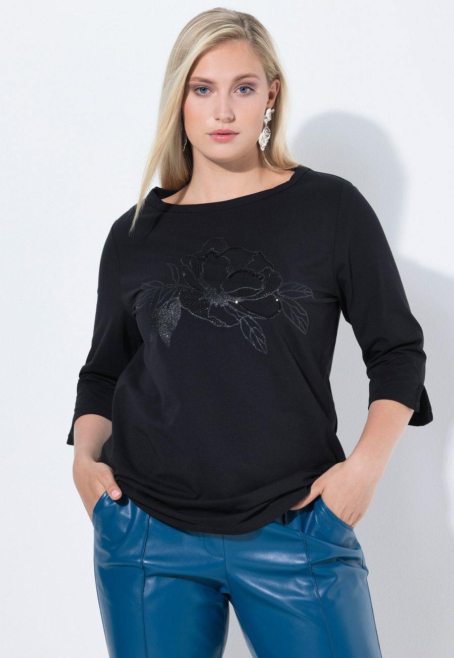 

Футболка Ulla Popken SPARKLING FLOWER MOTIF 3/4 SLEEVE , Black, Черный, Футболка Ulla Popken SPARKLING FLOWER MOTIF 3/4 SLEEVE , Black