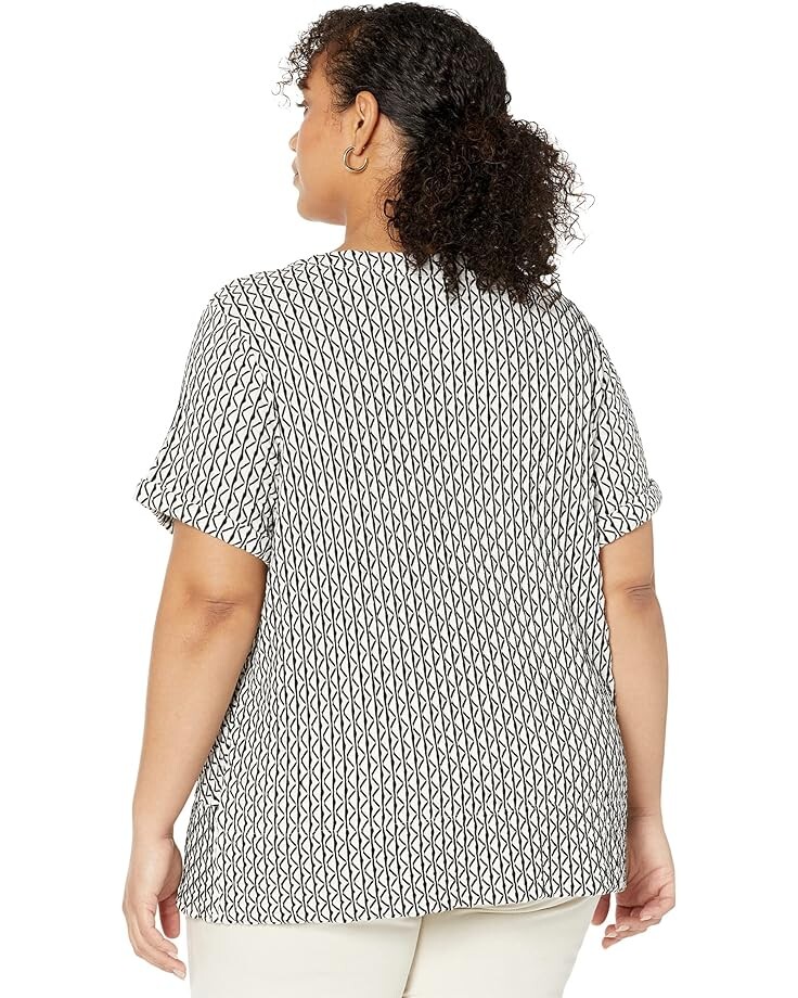 

Топ NIC+ZOE Plus Size Moving Lines Top, черный мульти