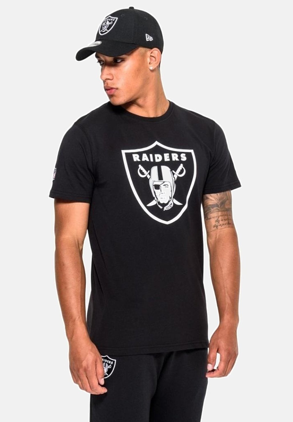 

Футболка с принтом LAS VEGAS RAIDERS NFL TEAM LOGO New Era, черный