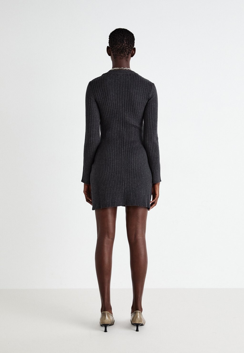 

Платье-футляр VMCARMA ONECK DRESS Vero Moda, цвет Mottled Dark Grey
