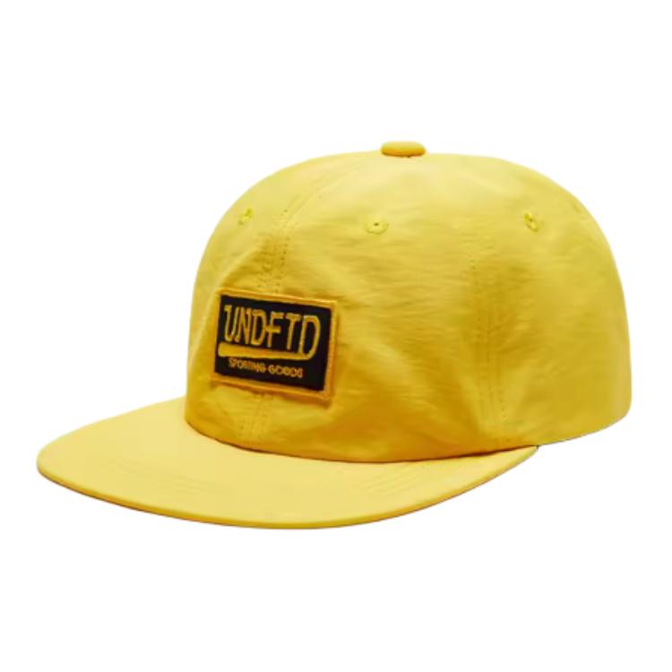 

UNDEFEATED Хлопковая бейсболка унисекс черная, Yellow