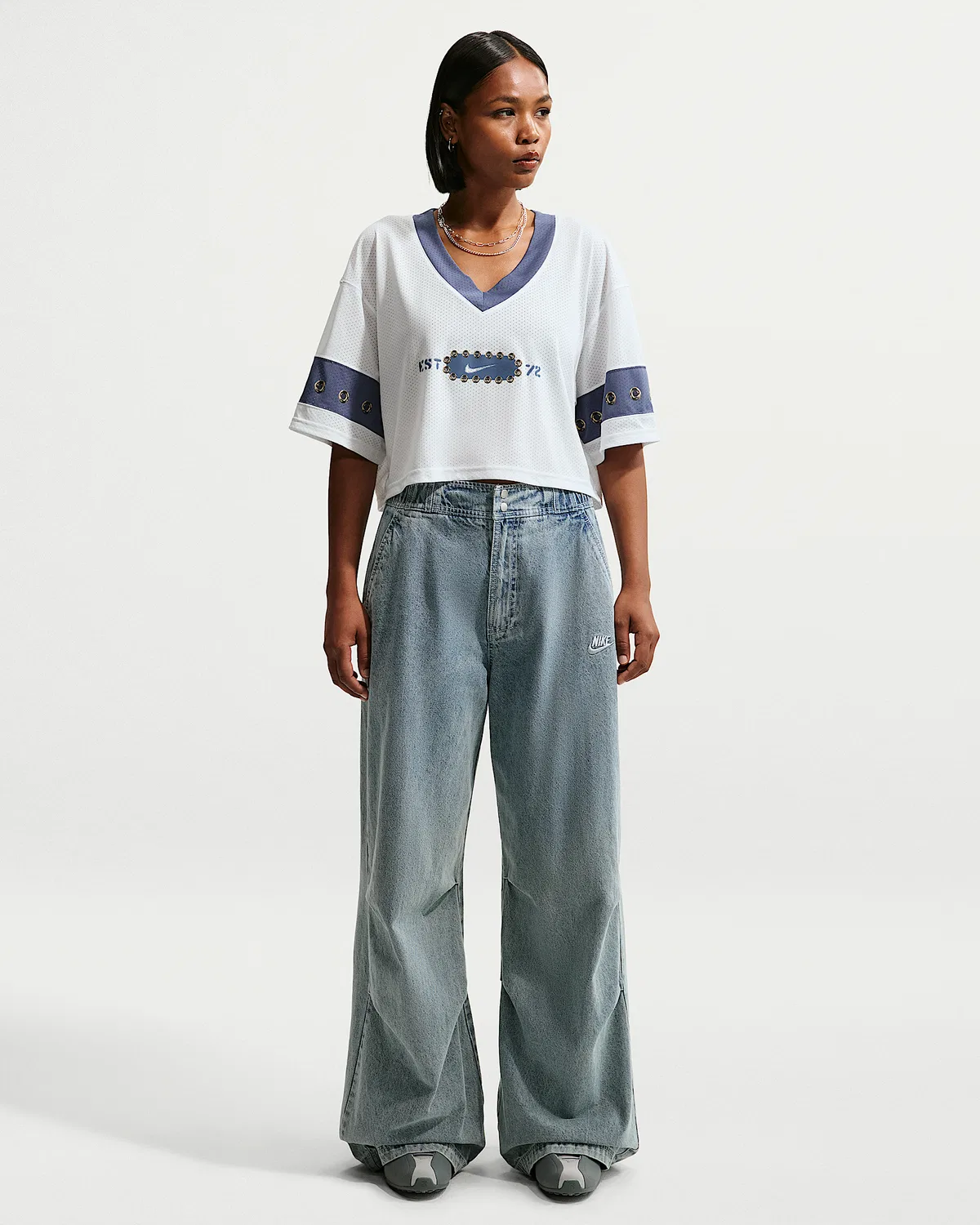 Женский укороченный топ Nike Sportswear, Off White/Diffused Blue — фото 4