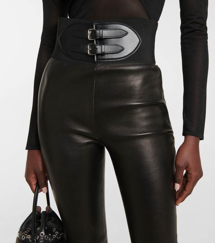 Кожаные леггинсы с высокой посадкой и поясом ALAÏA, черный — фото 4