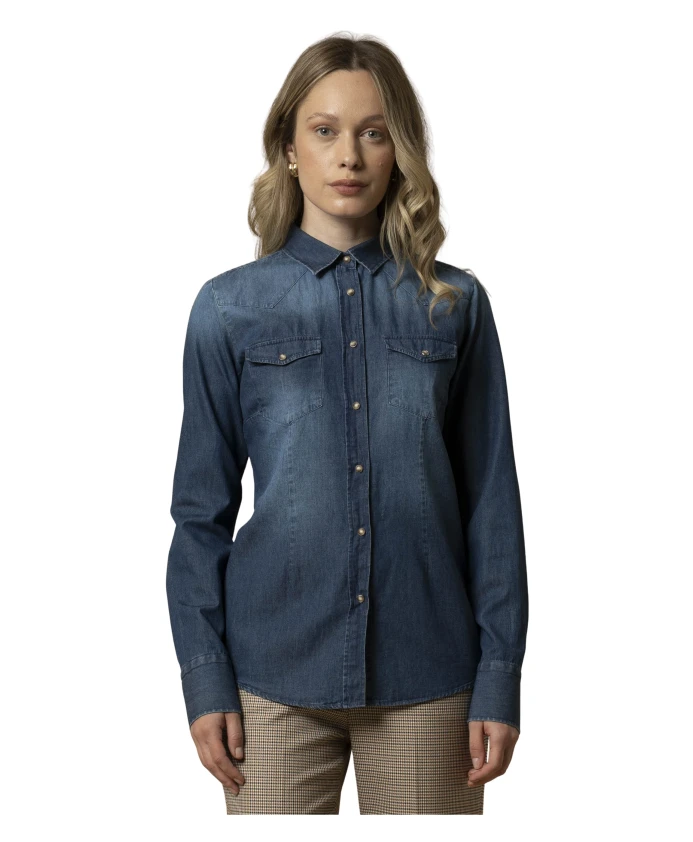 

Элегантная джинсовая блузка с расклешенными рукавами. Kocca, синий