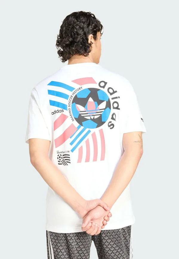 Футболка с графическим принтом на футбольную тематику из архива Adidas Originals, White