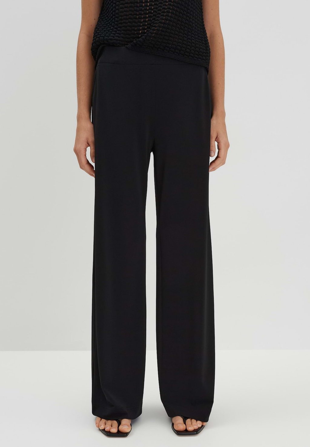 

Брюки MID RISE RELAXED FIT someday., черный