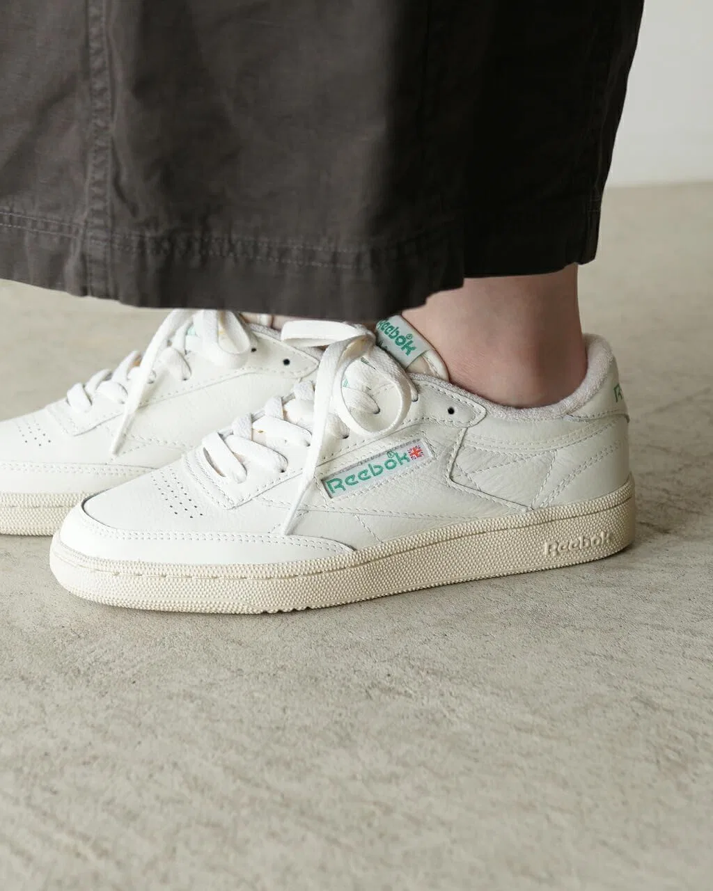 Кроссовки мужские Reebok, цвет Astdus Chalk Astdus