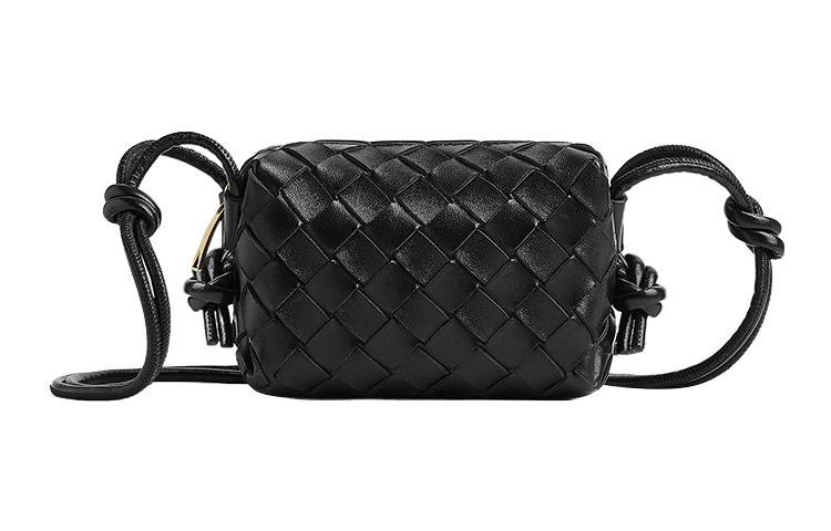 

Сумка-кроссбоди Loop от Bottega Veneta