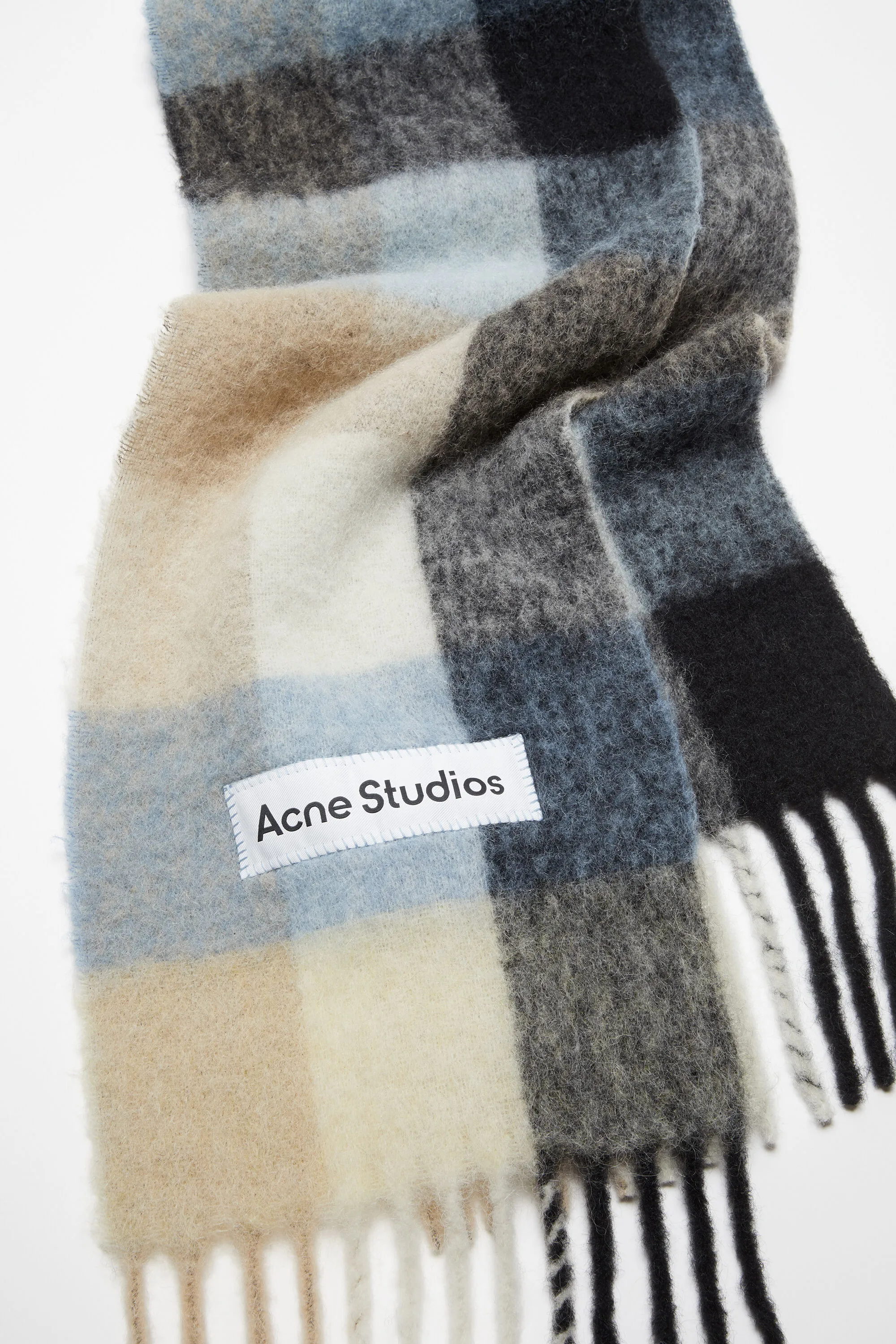 Шарф в клетку из мохера Acne Studios, сине-бежево-черный — фото 4