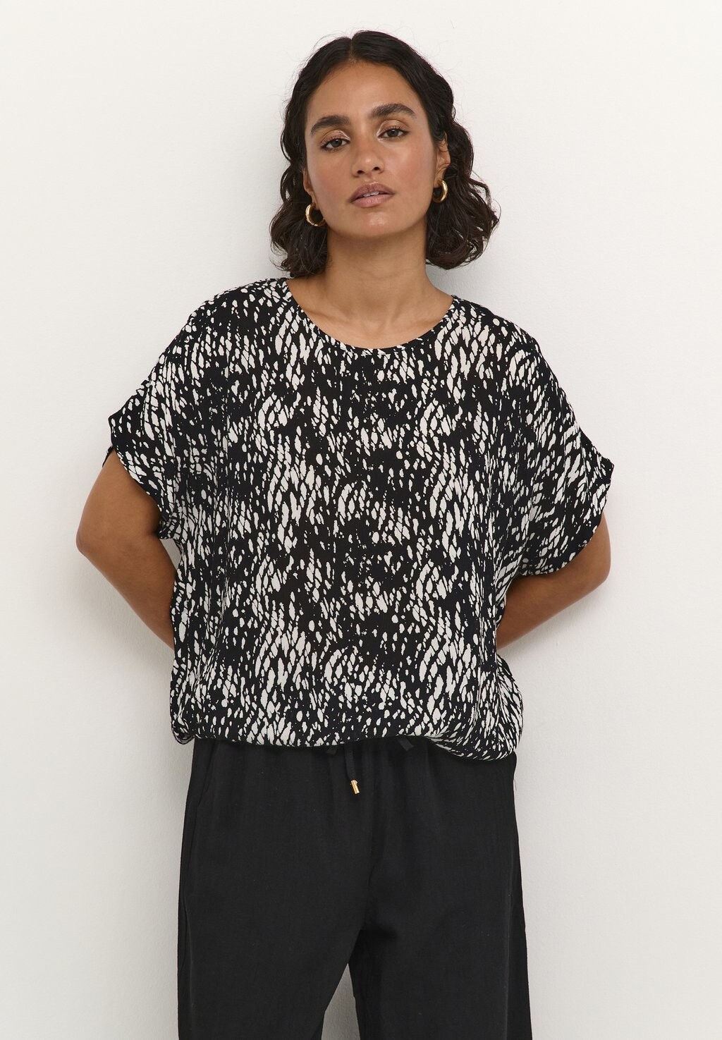 

Блуза AMBER PRINTED Kaffe, черный