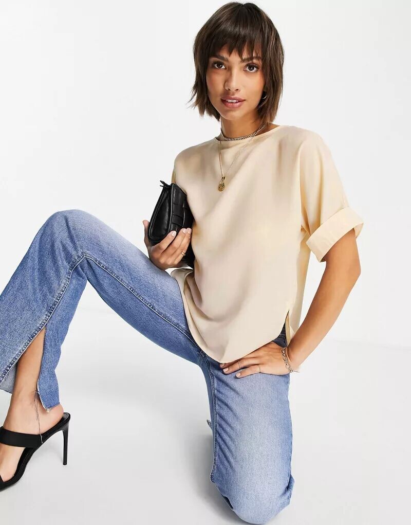 

Цветная тканая футболка оверсайз с закатанными рукавами ASOS
