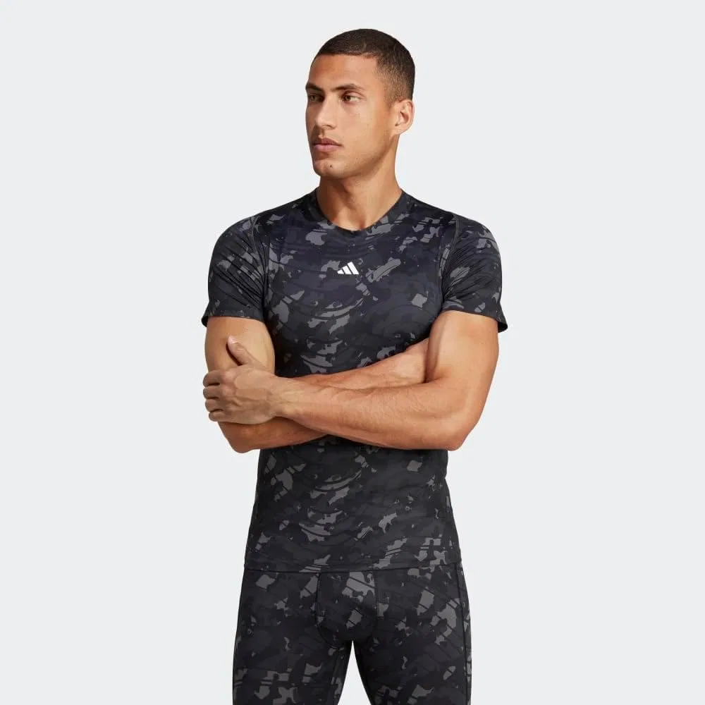 Футболка Adidas Techfit All Over Print, черный — фото 2