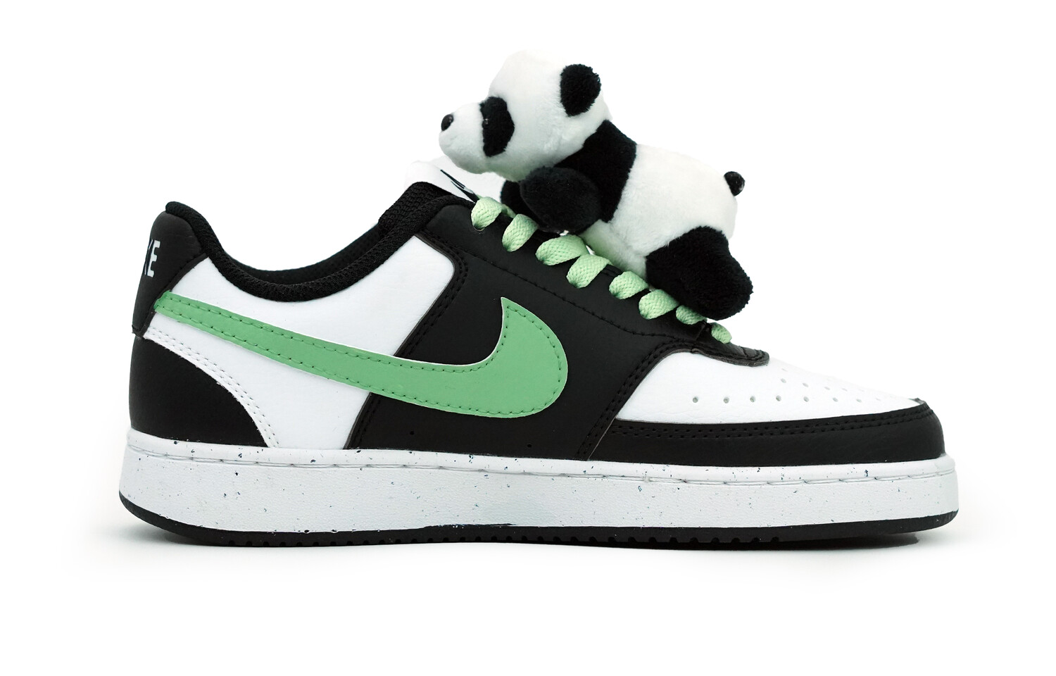 Кроссовки Nike Court Vision Skateboarding Shoes Unisex Low-top Black/white/green, цвет Panda Story