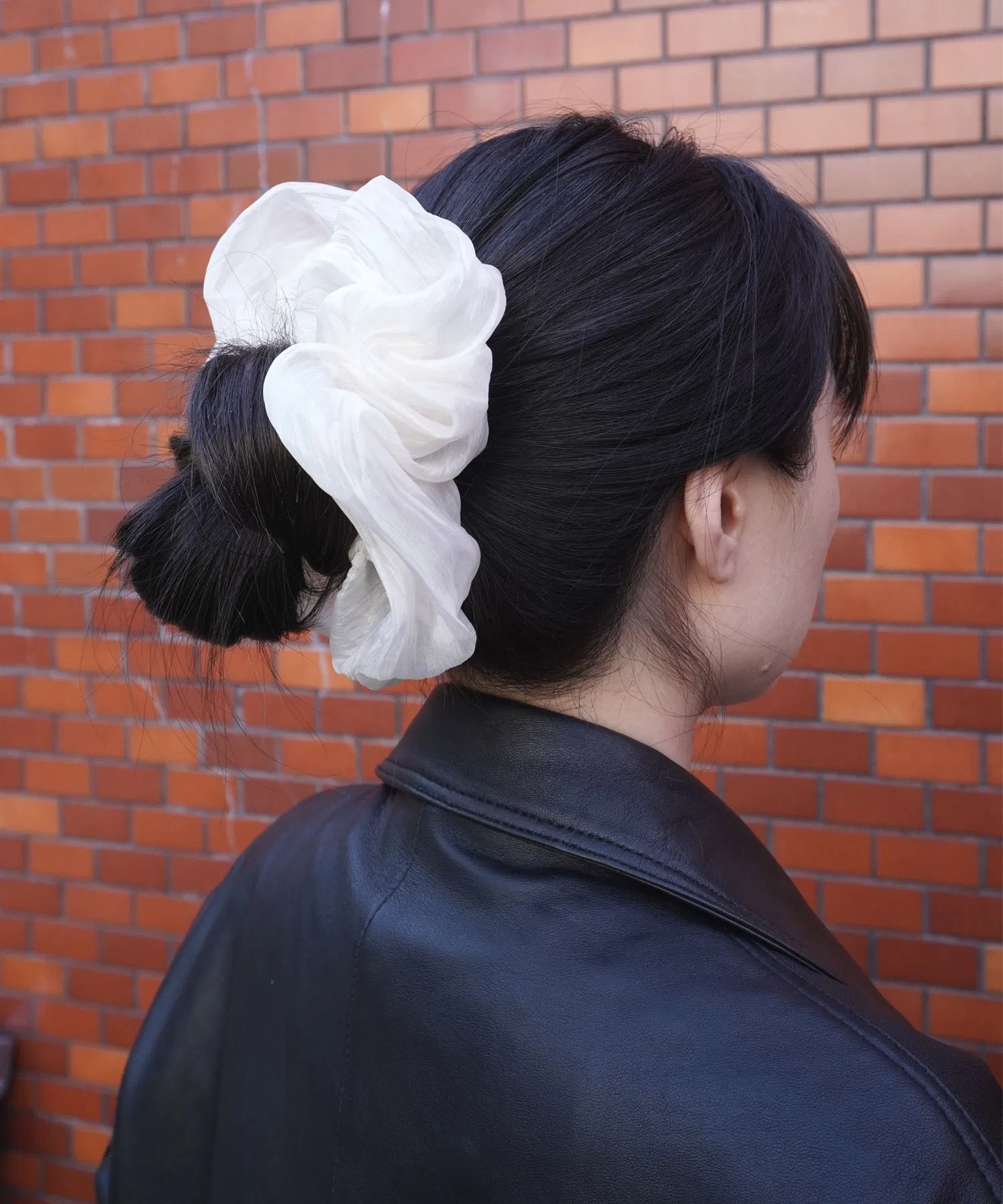 Шифоновый шарф-резинка для волос Big Scrunchie misto accessories фиолетовый — фото 3
