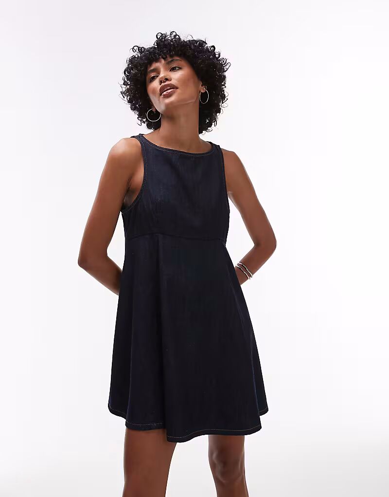 

Мини-платье из денима Topshop с разрезом по талии, в стирке