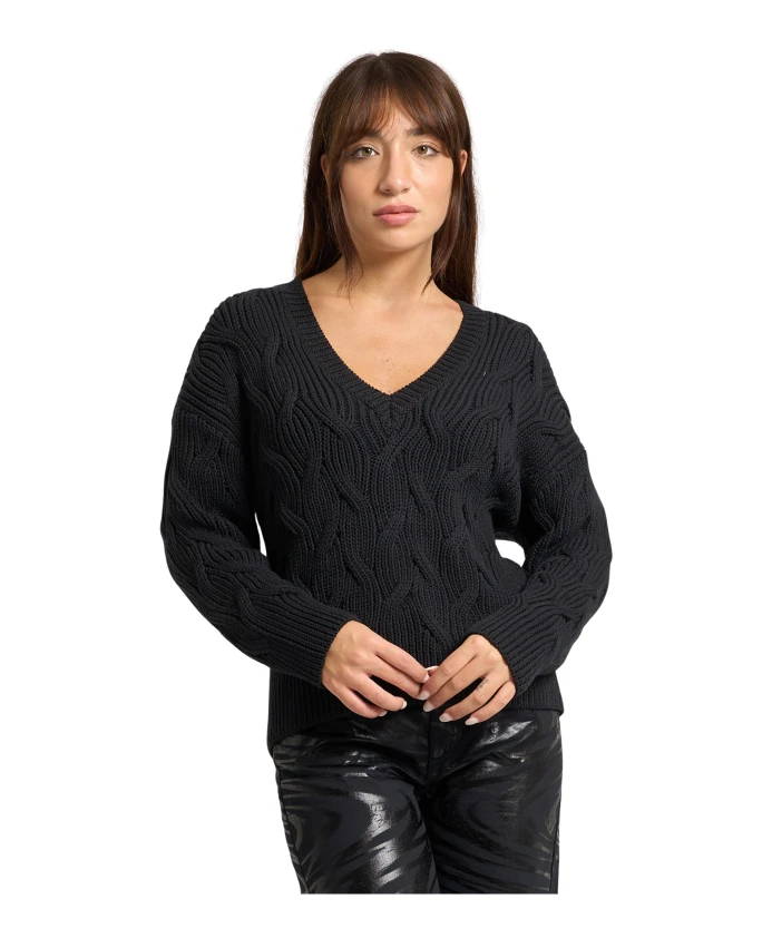 

Черный свитер с V-образным вырезом и плетеной отделкой. Armani Exchange, черный