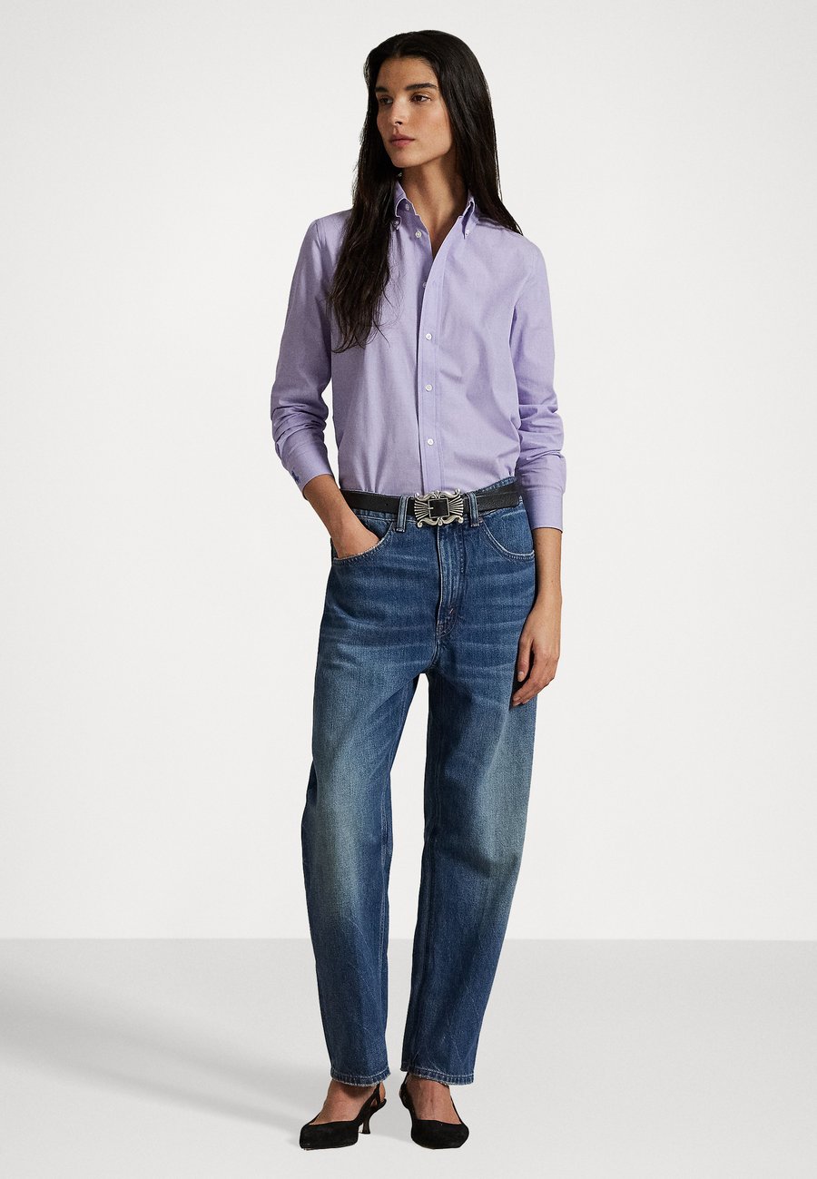 Блуза Polo Ralph Lauren STRETCH SLIM FIT COTTON SHIRT, Medium Purple/Purple — фото 2