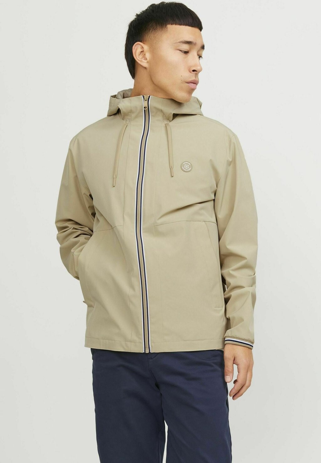 

Легкая куртка OVERSHIRT Jack & Jones, цвет fields of rye