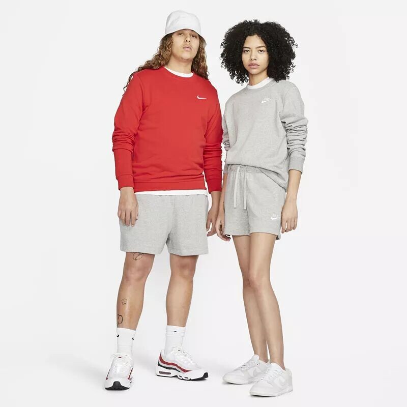 Женские флисовые шорты Nike Sportswear Club со средней посадкой — фото 3