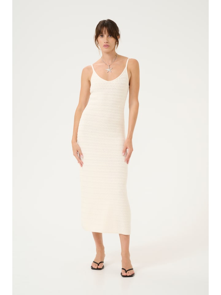 

Платье до колена CULTURE