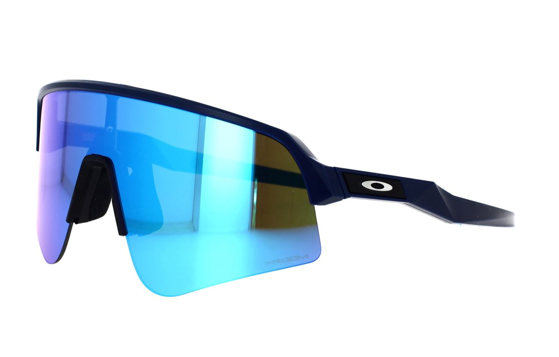 

Солнцезащитные очки Sutro Lite Sweep Shield Oakley, черный