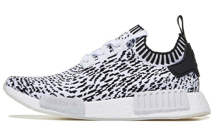 

Кроссовки Adidas Originals NMD R1, белый/черный