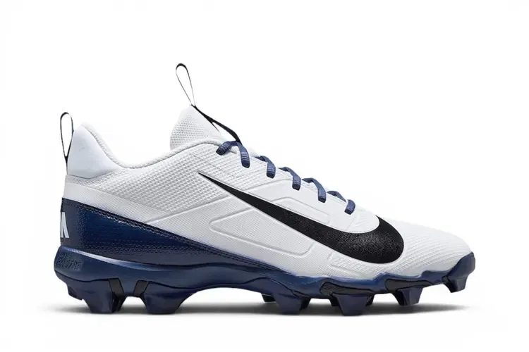 Бутсы Nike Alpha Menace 4 Shark, белый